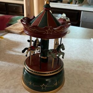 Musical Carousel | Timeless Piece